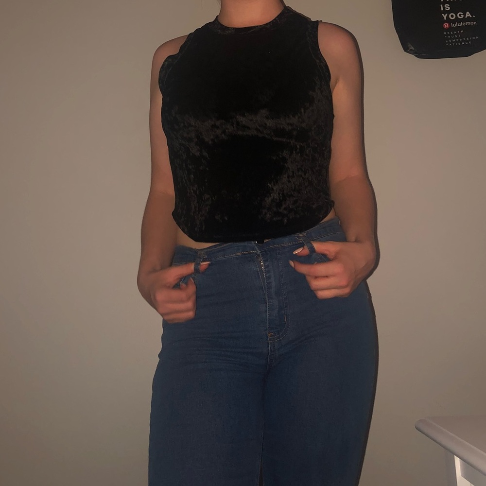 crop top